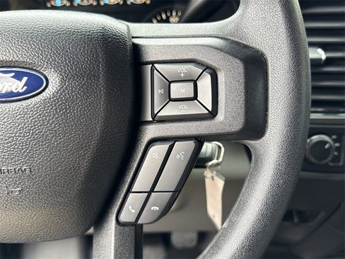 Used 2020 Ford F150 XLT image 23