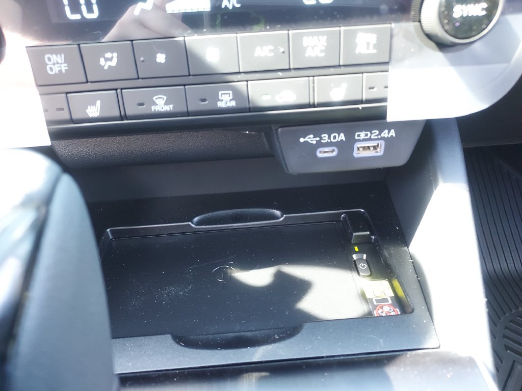 New 2026 Subaru Outback Limited AWD/4WD image 19