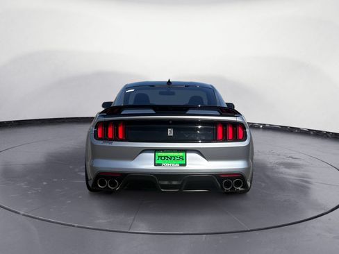 Used 2020 Ford Mustang Shelby GT350 w/ Technology Package RWD image 4