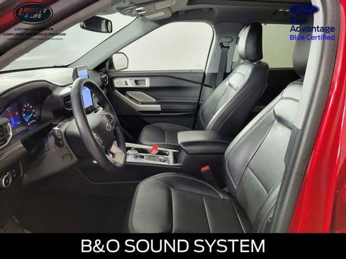 Certified 2024 Ford Explorer Limited w/ Limited Technology Package AWD/4WD image 13