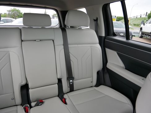 Certified 2026 Hyundai Santa Fe SEL AWD/4WD image 14