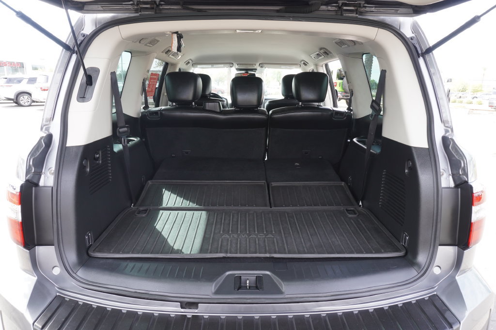 Certified 2022 Nissan Armada SV w/ SV Appearance Package RWD image 8