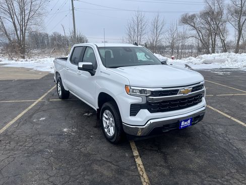 Used 2025 Chevrolet Silverado 1500 LT image 8