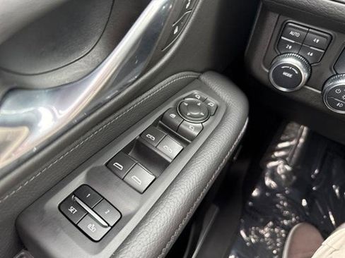 Certified 2023 GMC Yukon XL Denali w/ Max Trailering Package image 11