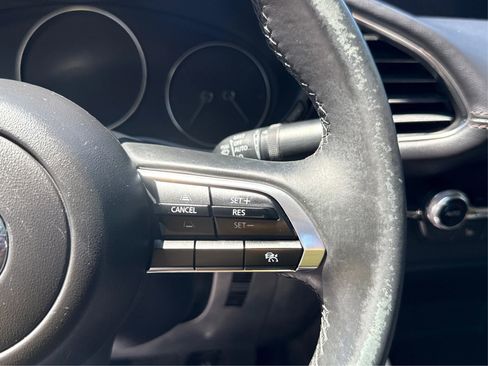 Used 2024 MAZDA MAZDA3 s FWD image 36