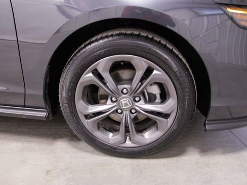 Certified 2023 Honda Accord EX image 12