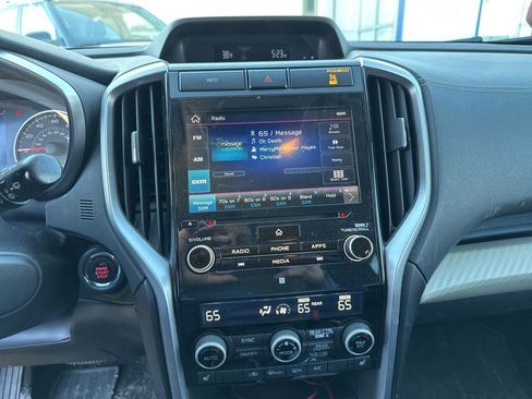 Used 2019 Subaru Ascent Premium w/ Popular Package #4 image 8