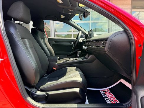 Used 2025 Honda Civic Sport image 37