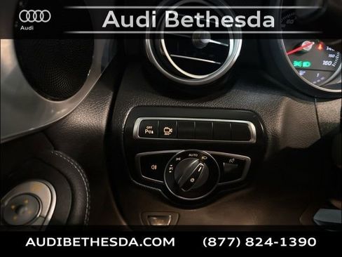 Used 2019 Mercedes-Benz GLC 300 4MATIC image 16