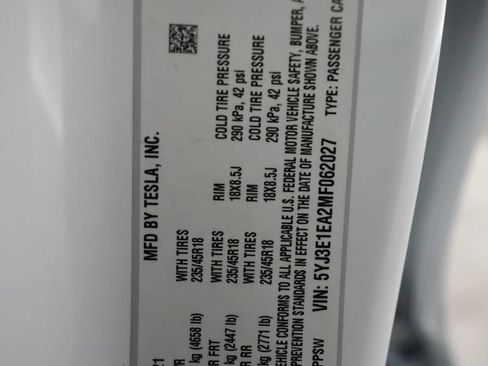 Used 2021 Tesla Model 3 Standard Range Plus RWD image 29