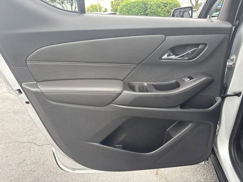 Used 2020 Chevrolet Traverse LS FWD image 30