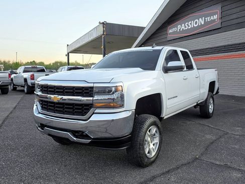 Used 2018 Chevrolet Silverado 1500 LT image 1