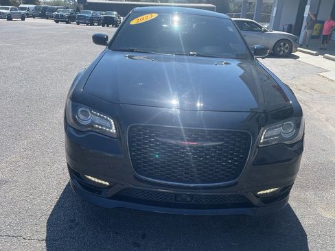 Used 2023 Chrysler 300 S w/ Comfort Group image 3