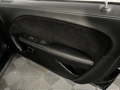 Used 2022 Dodge Challenger SRT Hellcat image 21