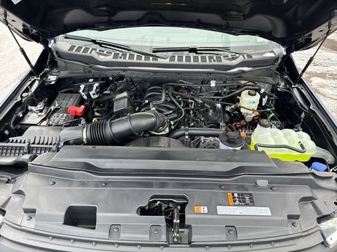 New 2026 Ford F250 XL w/ XL Chrome Package image 11