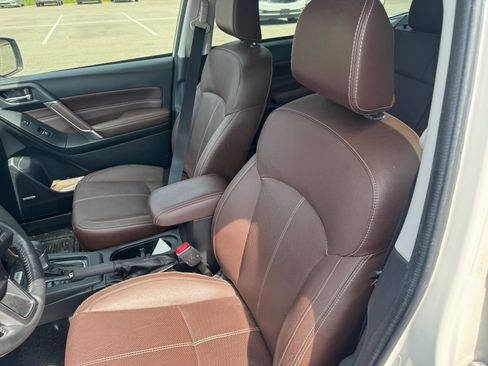 Used 2018 Subaru Forester 2.5i Touring w/ Popular Package #2 AWD/4WD image 12