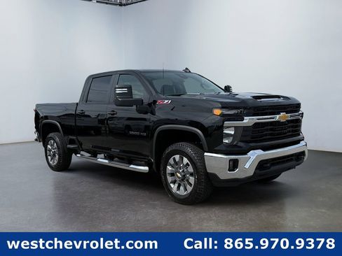 New 2026 Chevrolet Silverado 2500 LT AWD/4WD image 1