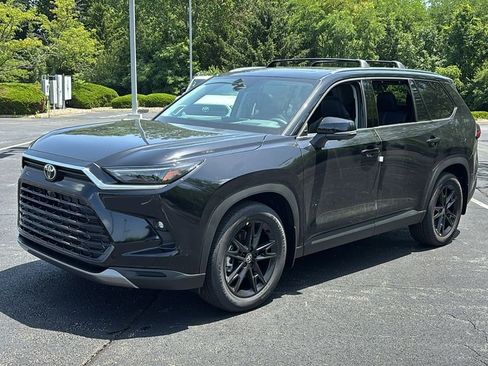 New 2026 Toyota Grand Highlander AWD image 3