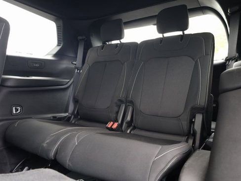 Used 2025 Jeep Grand Cherokee L Laredo w/ Luxury Tech Group I image 27