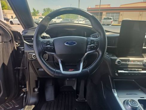 Used 2020 Ford Explorer ST w/ ST Street Pack AWD/4WD image 17