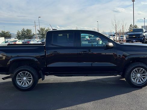 Used 2024 Chevrolet Colorado LT image 4