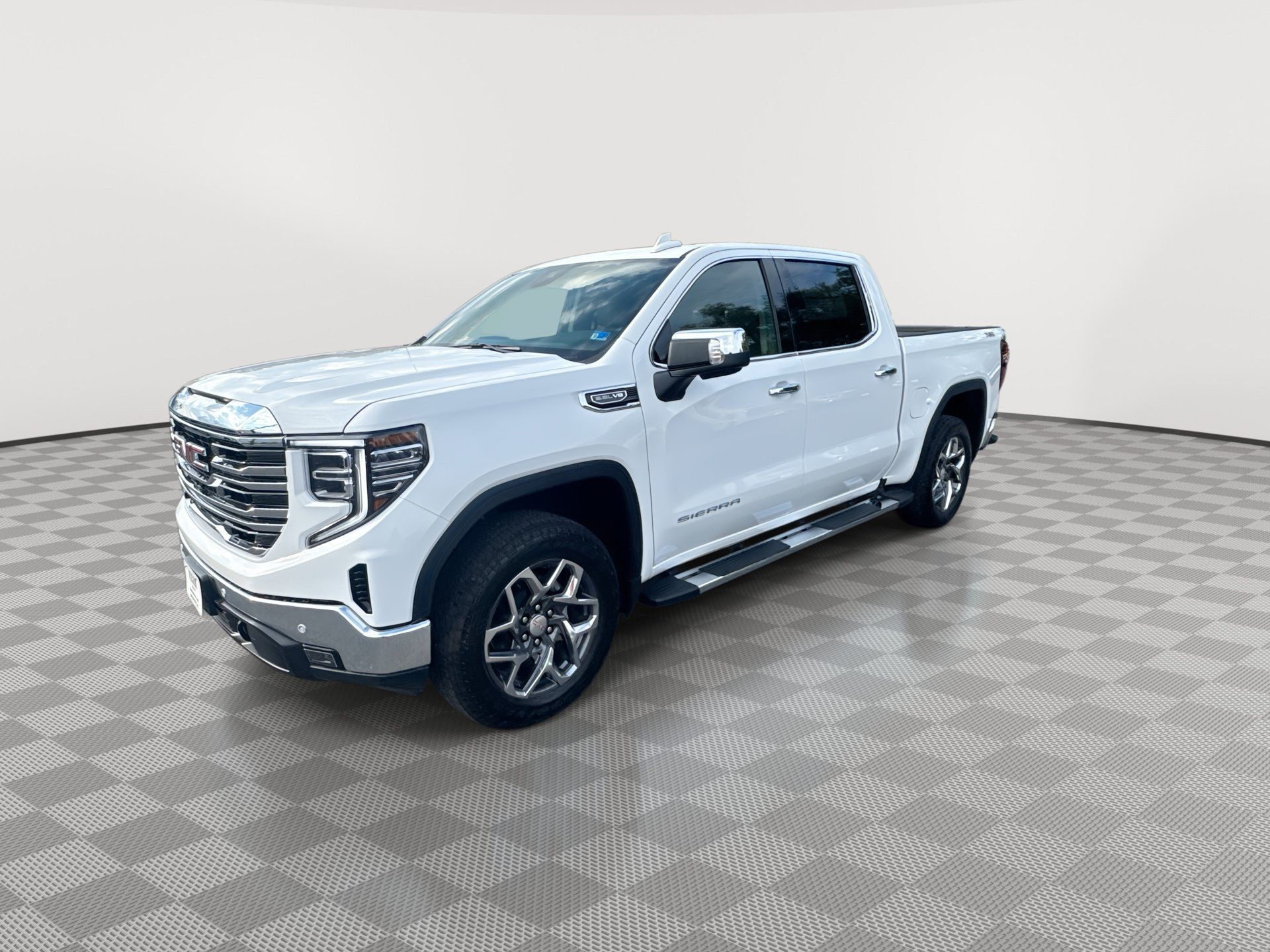 New 2026 GMC Sierra 1500 SLT w/ SLT Premium Plus Package AWD/4WD image 4