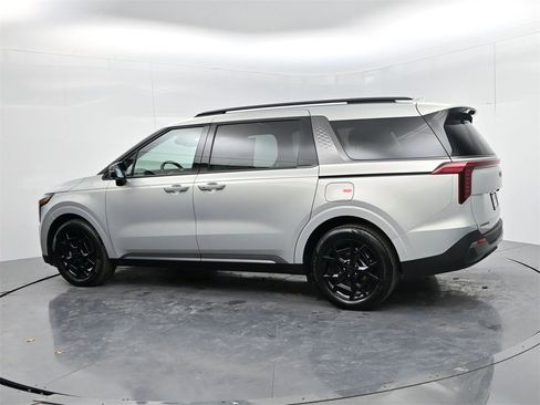 New 2026 Kia Carnival SX Prestige image 5