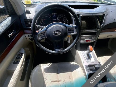 Used 2014 Subaru Outback 2.5i Limited w/ Moonroof Package AWD/4WD image 5