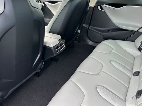 Used 2014 Tesla Model S 60 image 12