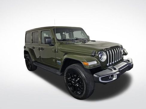 Used 2021 Jeep Wrangler Unlimited Sahara w/ Safety Group image 3