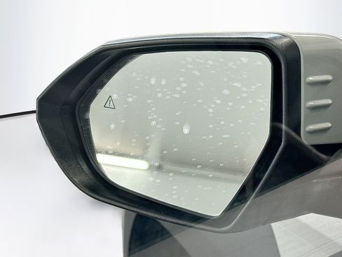 Used 2024 Hyundai Kona SEL AWD/4WD image 16