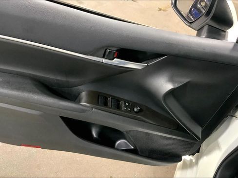 Used 2024 Toyota Camry SE FWD image 36