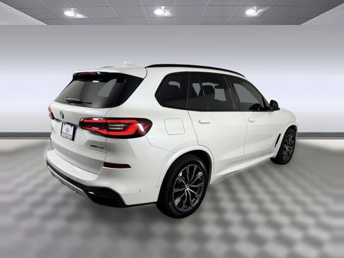 Used 2022 BMW X5 sDrive40i w/ M Sport Package RWD image 9
