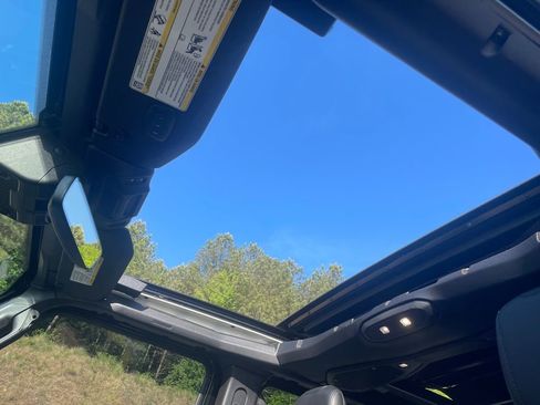 Used 2024 Jeep Wrangler Unlimited Rubicon 392 image 26