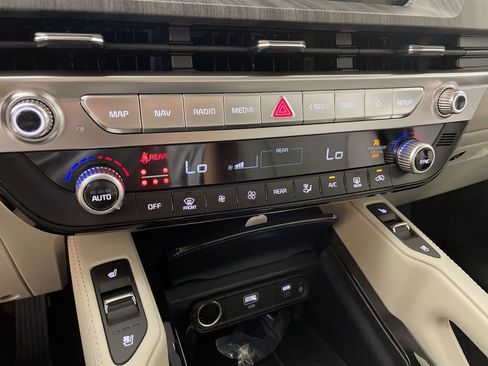 New 2025 Kia Telluride EX image 34