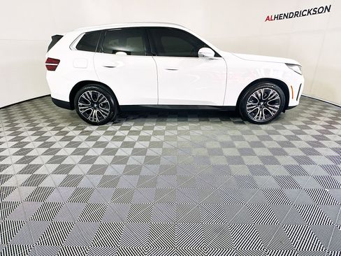 Used 2025 BMW X3 xDrive30i image 2