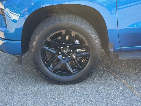 Used 2023 Chevrolet Silverado 1500 RST w/ Convenience Package II image 9