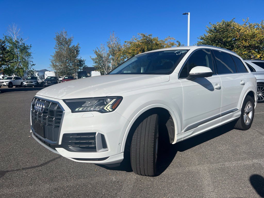 Used 2023 Audi Q7 3.0T Premium w/ Convenience Package AWD/4WD image 4