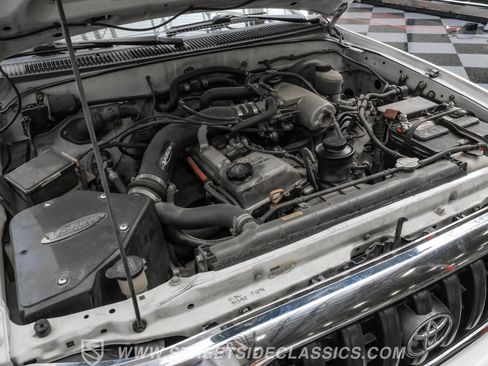 Used 2002 Toyota Tacoma PreRunner image 37