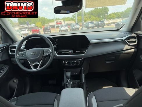 New 2026 Chevrolet TrailBlazer LT w/ Convenience Package AWD/4WD image 21