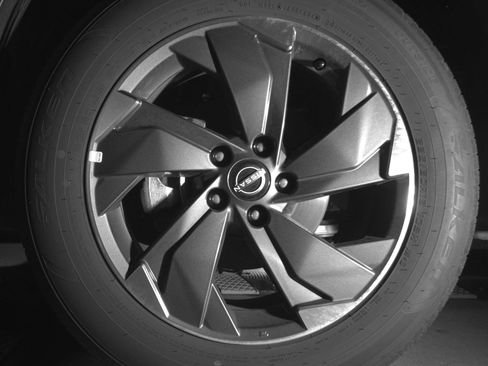 Used 2025 Nissan Rogue SV FWD image 12