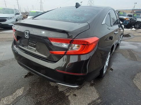 Used 2018 Honda Accord LX image 12