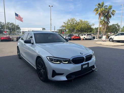 Used 2019 BMW 330i xDrive Sedan w/ Convenience Package AWD/4WD image 4