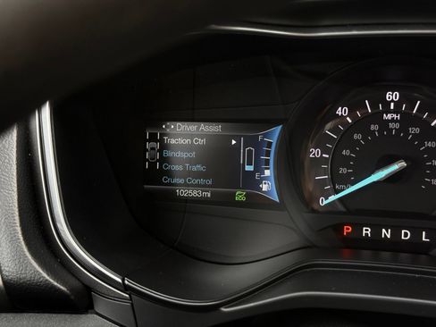 Used 2019 Ford Fusion SE FWD image 27