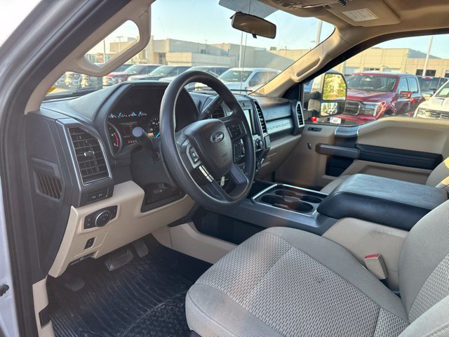 Used 2019 Ford F350 XLT w/ XLT Premium Package AWD/4WD image 9