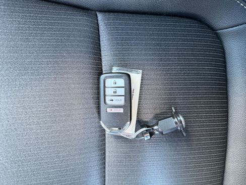 Used 2020 Honda Accord Sport image 10