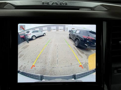 Used 2022 RAM 1500 Laramie AWD/4WD image 28