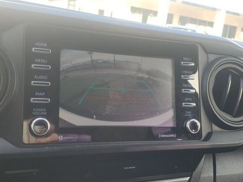 Used 2022 Toyota Tacoma SR image 41