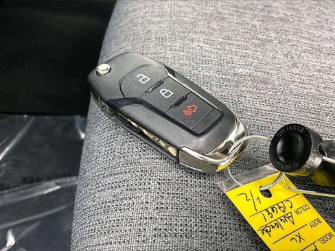 Used 2026 Ford F250 XL w/ STX Appearance Package image 11