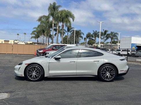 Used 2024 Porsche Taycan RWD image 2